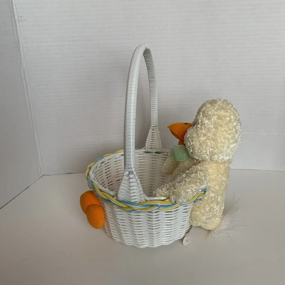 Vintage Plush Duck Easter Basket Baby Cute T.L. Toys Hong Kong